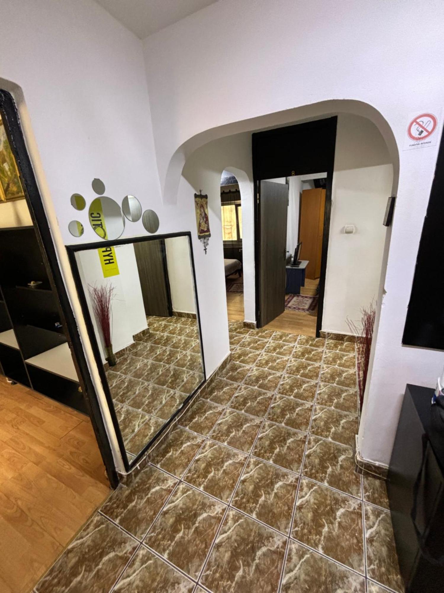 Hypnotic 1 Apartment *